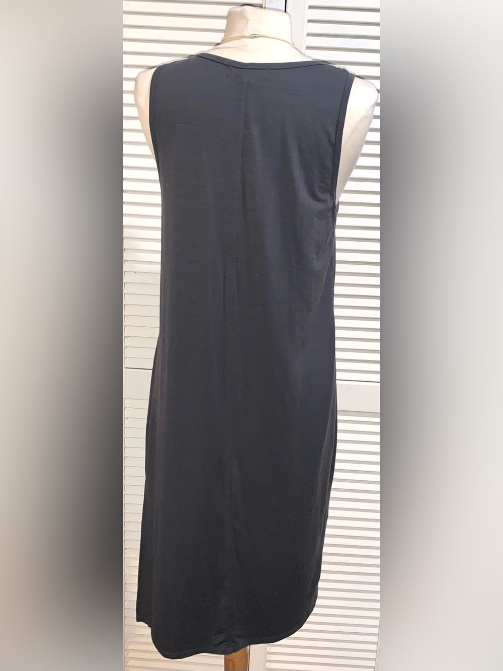 Unbound Merino Travel Midi Dress dark gray minimalist women’s Large - Picture 7 of 9